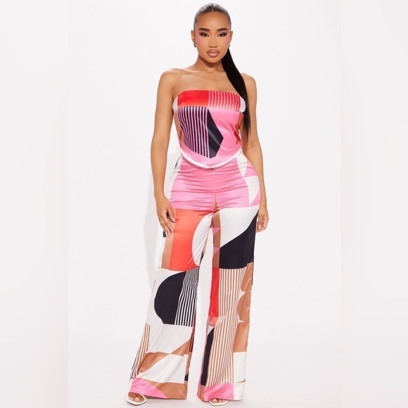 NWT Fashion Nova Wide Leg Soft Life Satin Jumpsuit Size Small - Picture 1 of 9